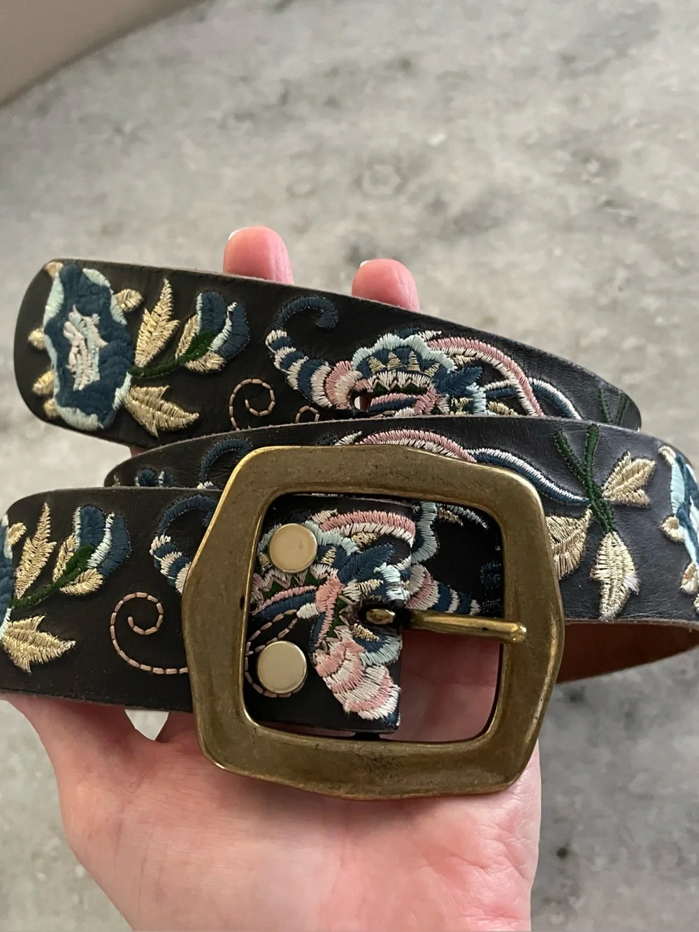 Vintage Lucky Brand Embroidered Leather Belt